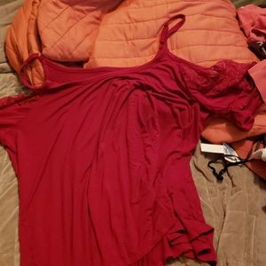 Cold shoulder top. Like new